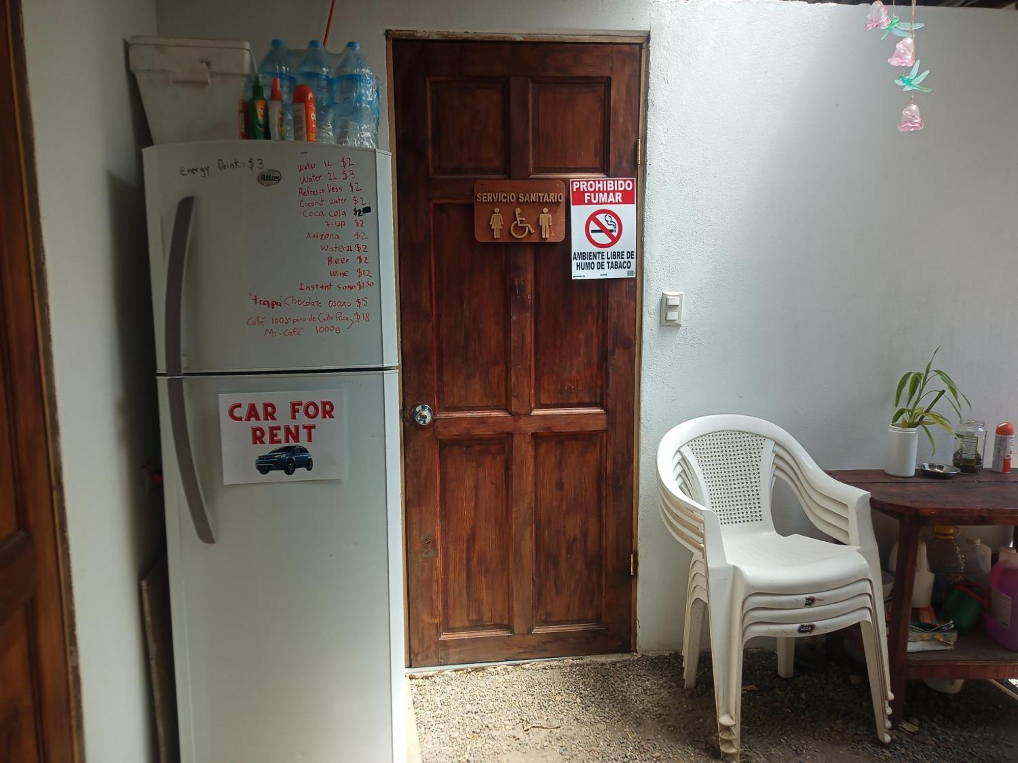 אלאג'ואלה Hogar Tico-Estadounidense Cerca De Aeropuerto מראה חיצוני תמונה