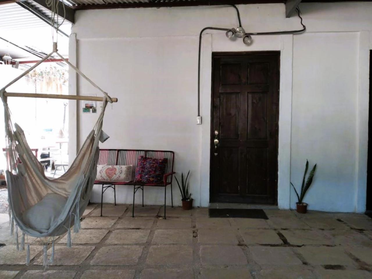 אלאג'ואלה Hogar Tico-Estadounidense Cerca De Aeropuerto מראה חיצוני תמונה